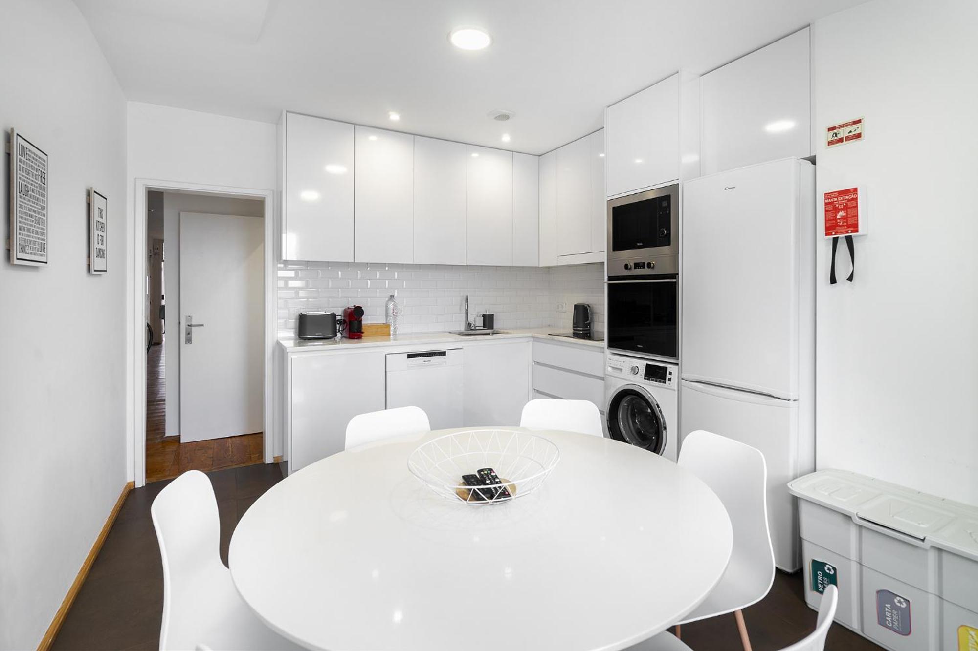 Whome Urban Tech Retreat, Modern Hubs For Remote Living Lisboa Eksteriør bilde